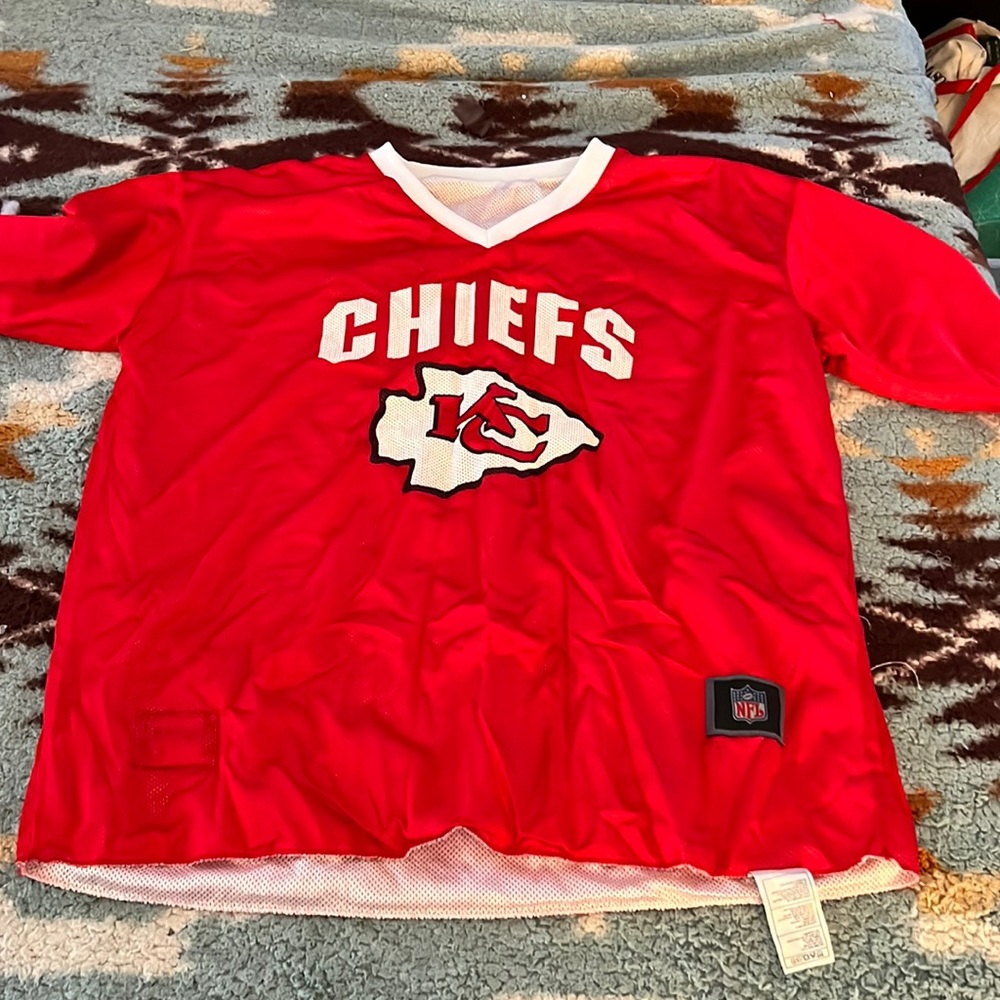 Gently used vintage Kansas City Chiefs flag football jersey, size XL